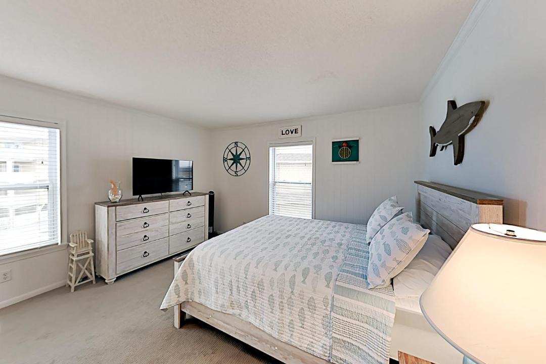Photo of Bedroom in Ocean Isle Beach