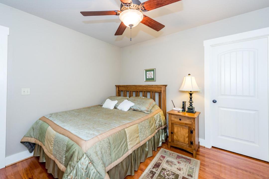 Photo of Bedroom in Black Mountain