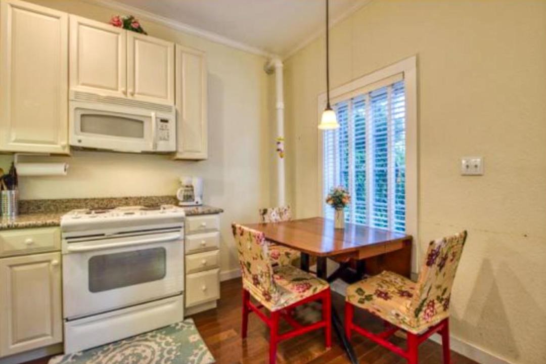 Photo of Kitchen in Lake Junaluska