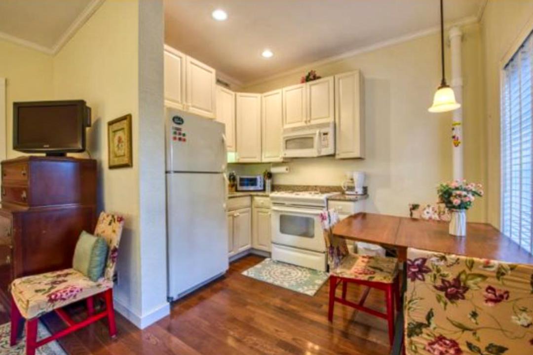 Photo of Kitchen in Lake Junaluska