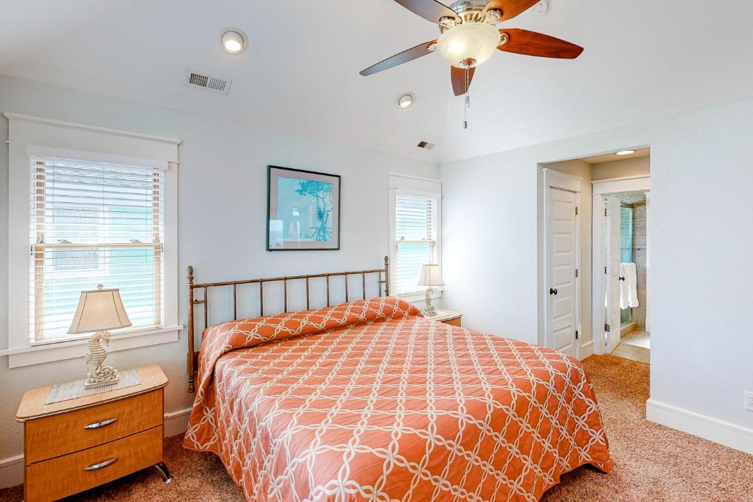 Photo of Bedroom in Avon