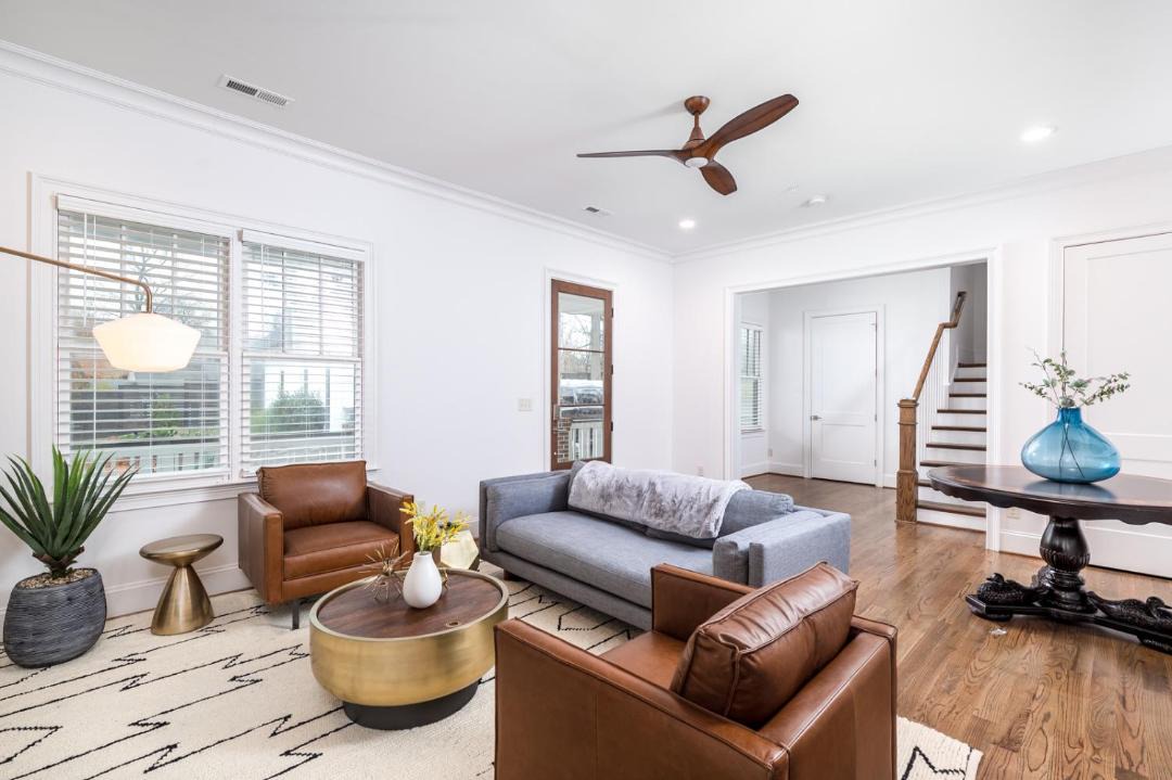 Photo of Livingroom in Oakhurst