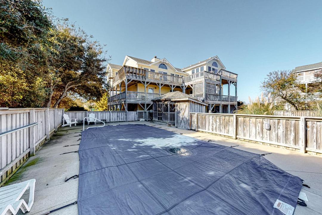 Photo of Buildings in Whalehead Beach
