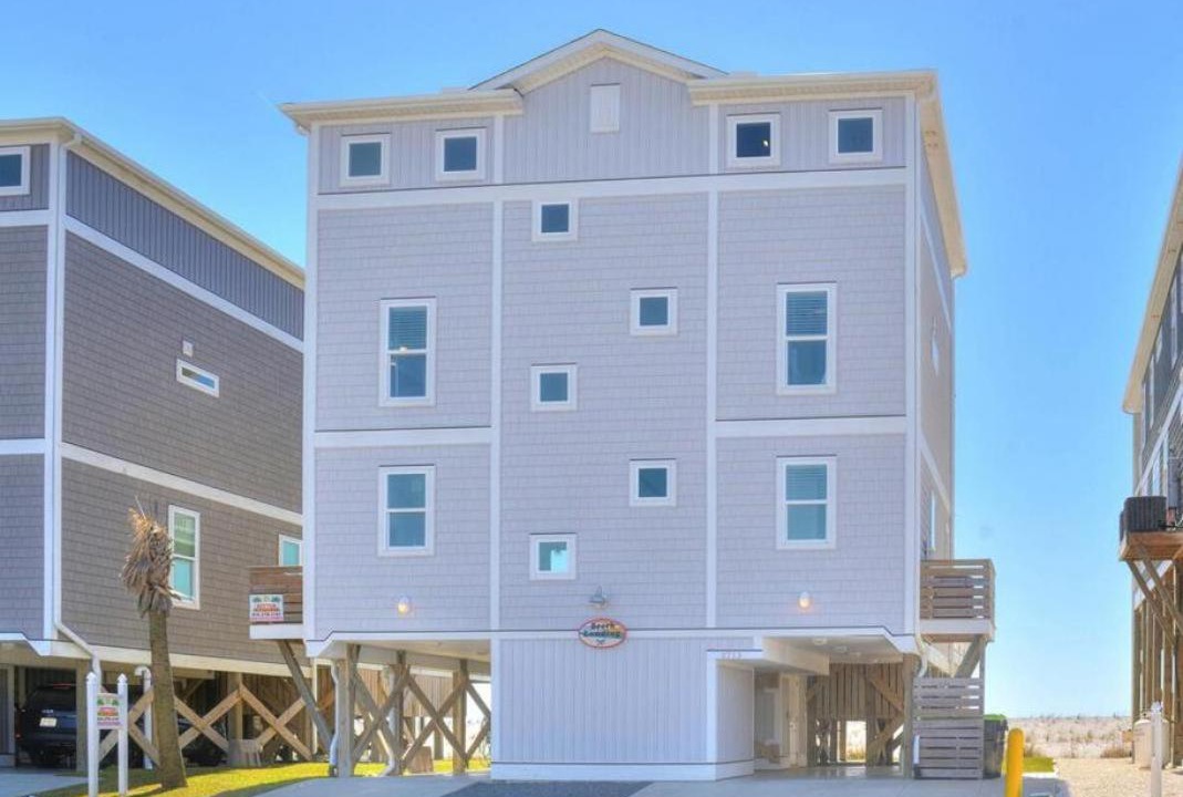 Photo of Buildings in Long Beach