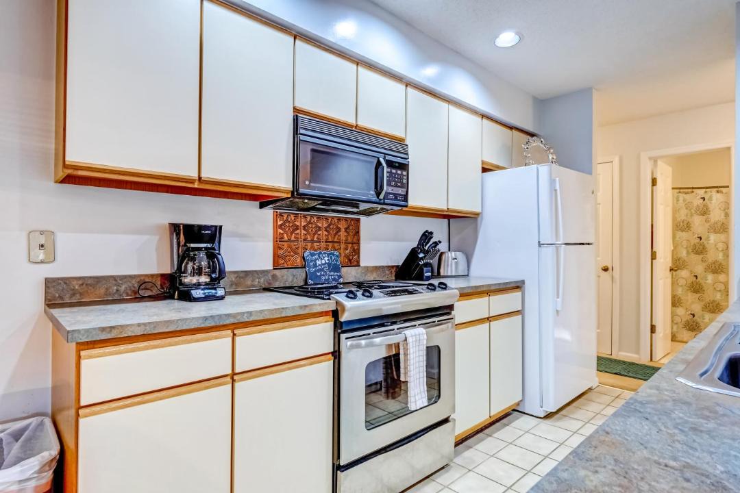 Photo of Kitchen in Sea Trail