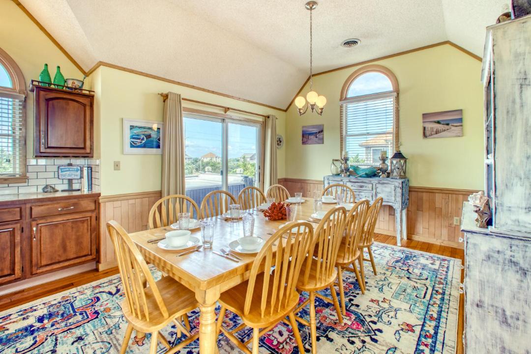 Photo of Livingroom in Avon