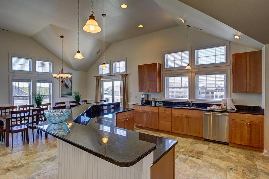 Photo of Livingroom in Wind Over Waves