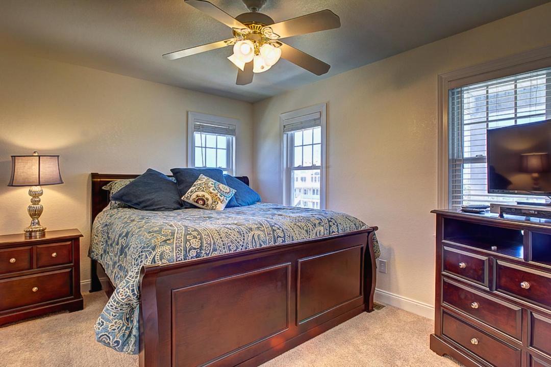Photo of Bedroom in Wind Over Waves
