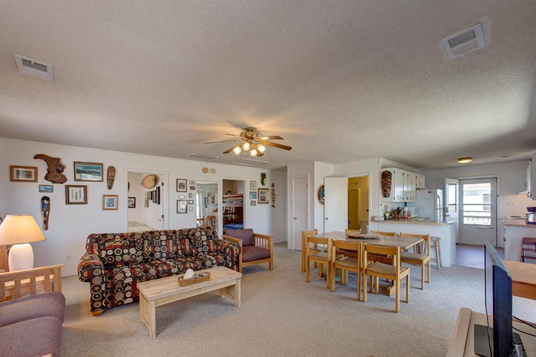 Photo of Others in Palisade Acres