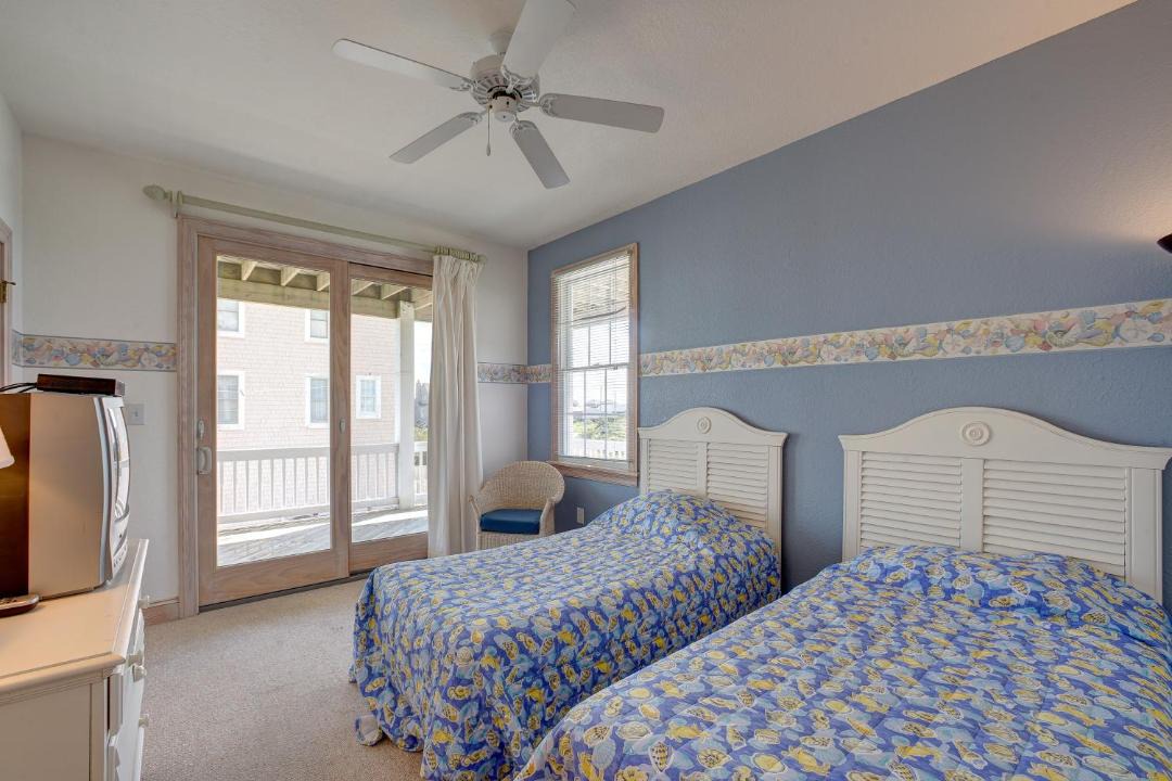 Photo of Bedroom in Rodanthe