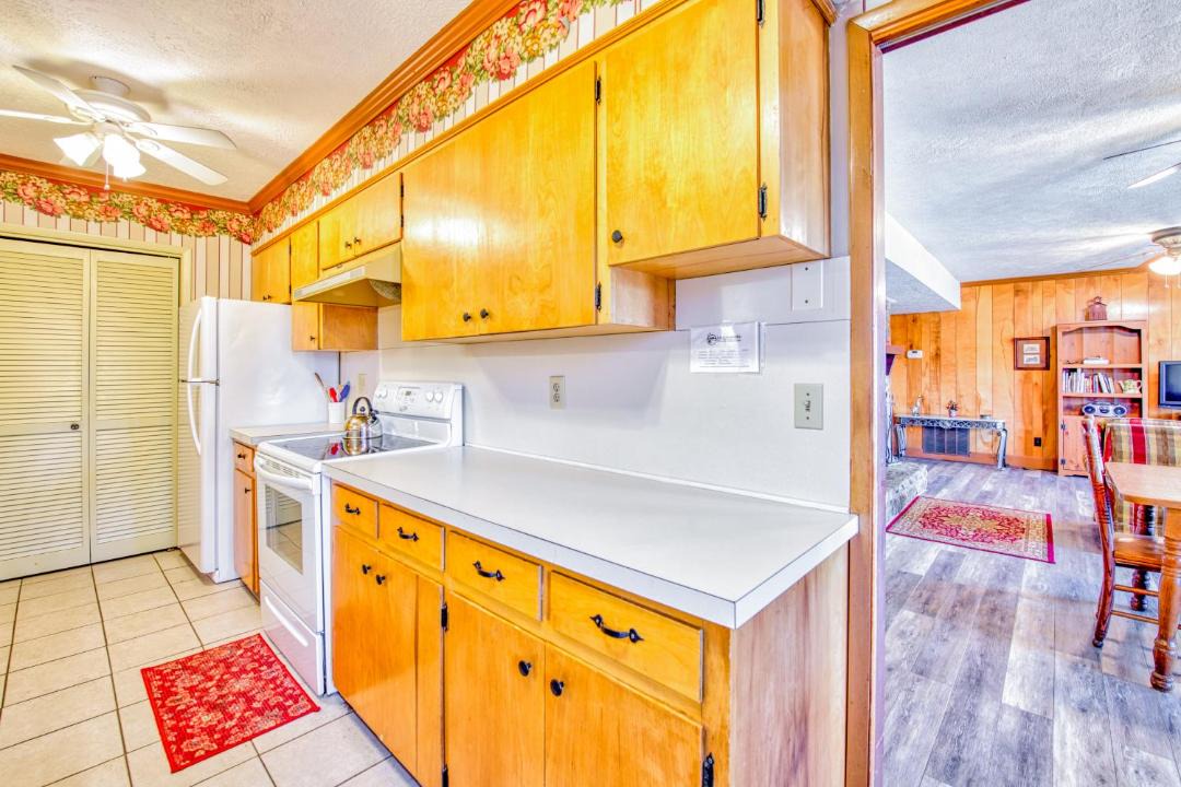 Photo of Kitchen in Lake Junaluska