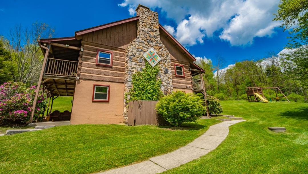 Photo of Others in Blowing Rock