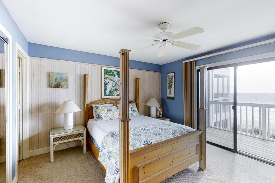Photo of Bedroom in Pine Knoll Shores