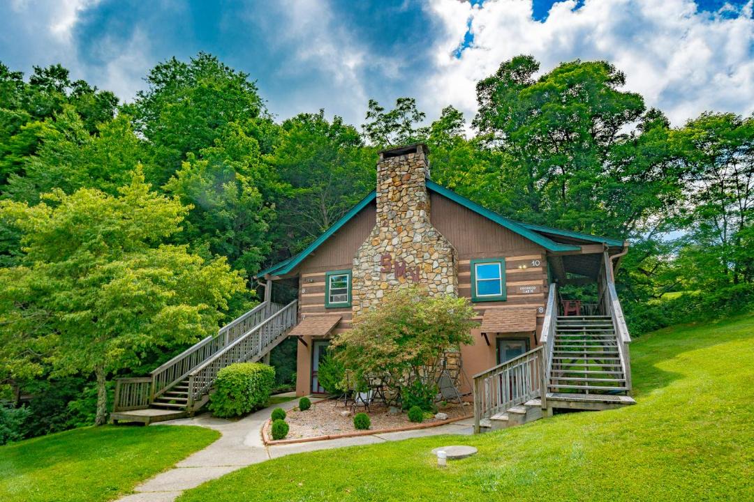 Photo of Others in Blowing Rock