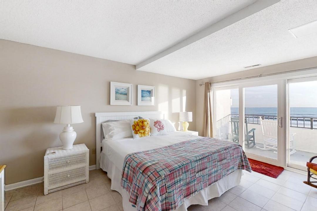 Photo of Others in Pine Knoll Shores