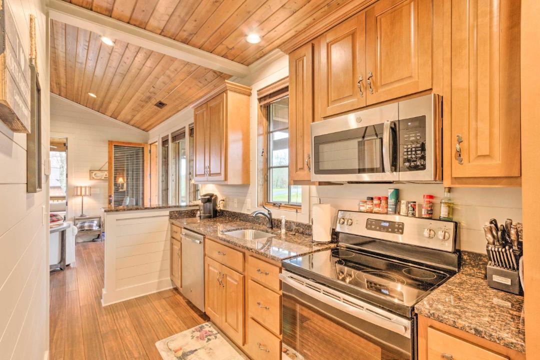 Photo of Kitchen in Glenville