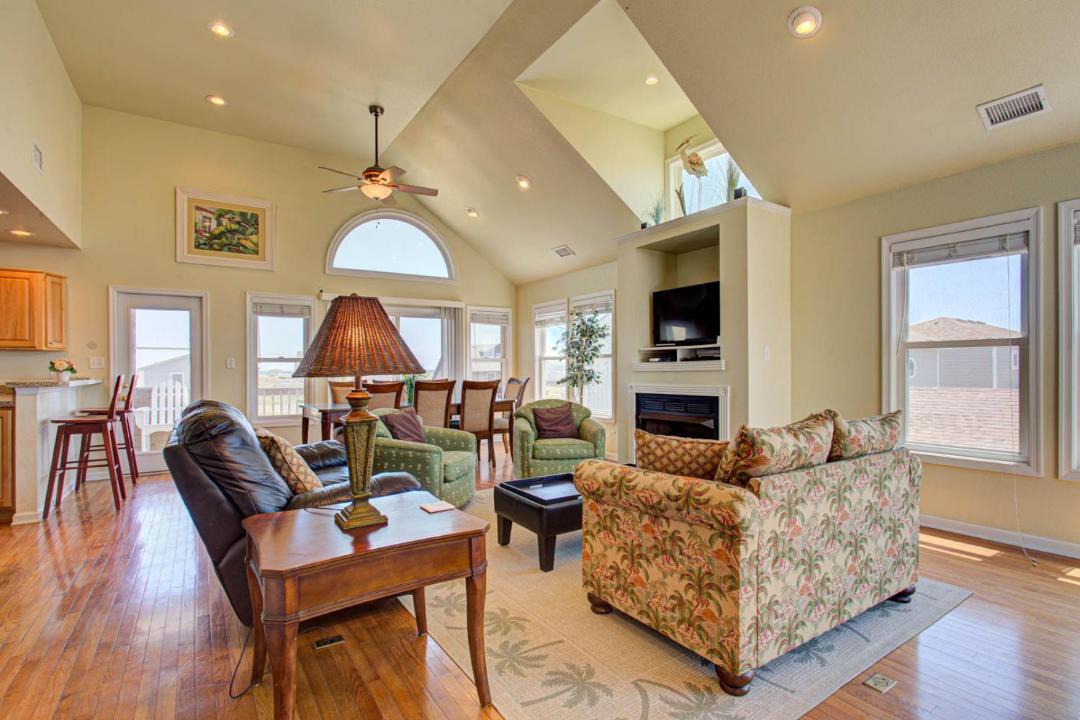 Photo of Livingroom in Kill Devil Hills