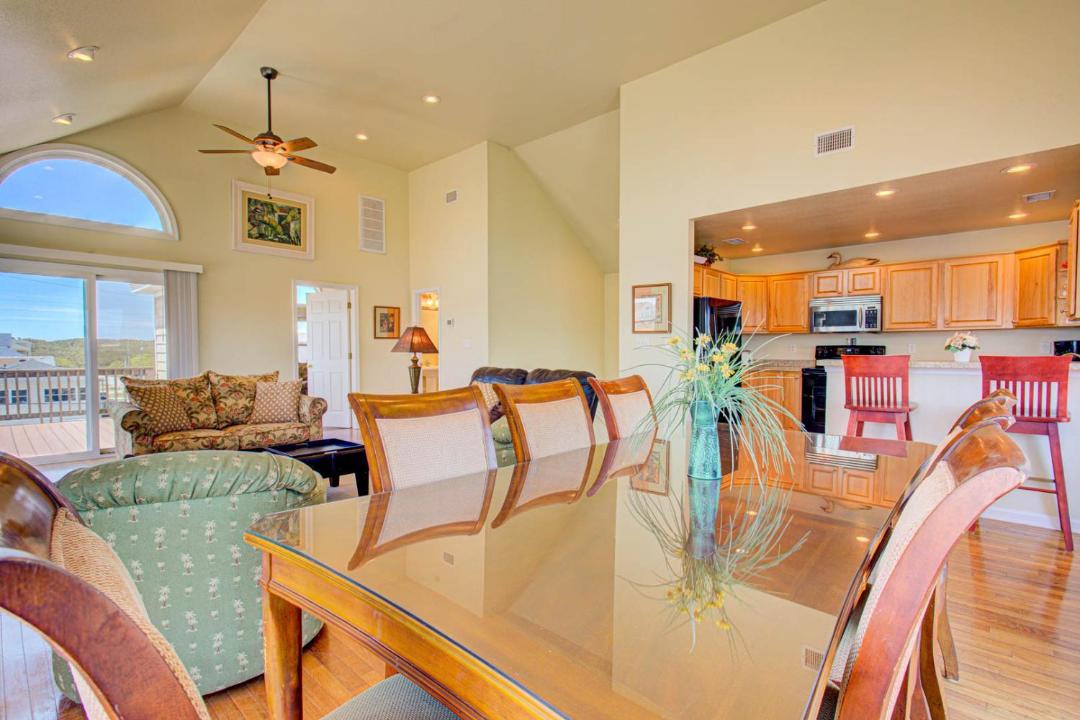 Photo of Livingroom in Kill Devil Hills