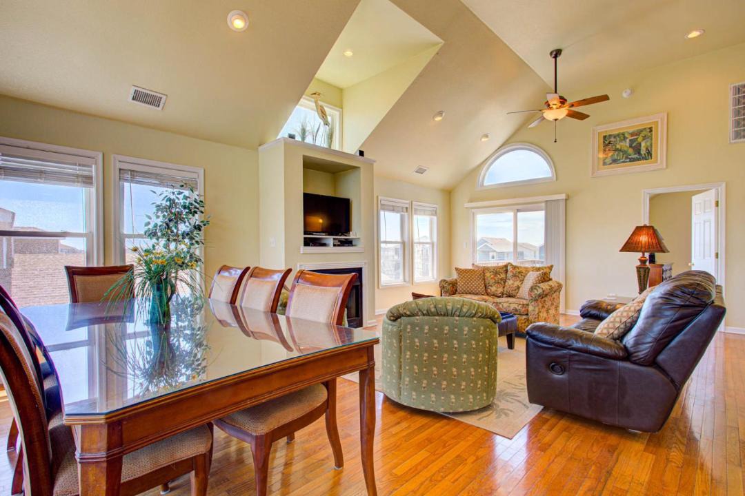 Photo of Livingroom in Kill Devil Hills