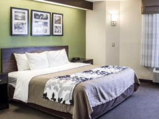 Photo of Bedroom in Garner