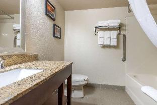 Photo of Bathroom in Skyland
