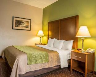 Photo of Bedroom in Skyland