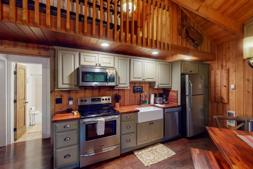 Photo of Kitchen in Beech Mountain
