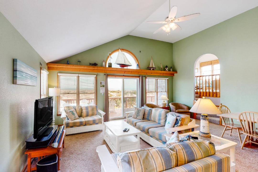 Photo of Livingroom in Avon