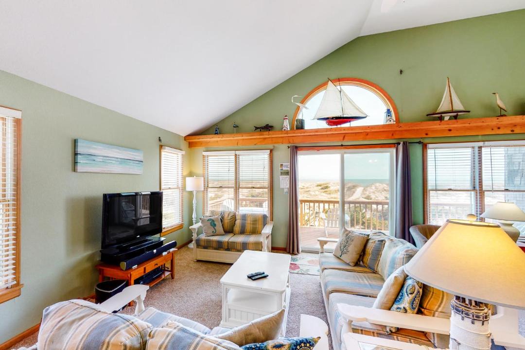 Photo of Livingroom in Avon