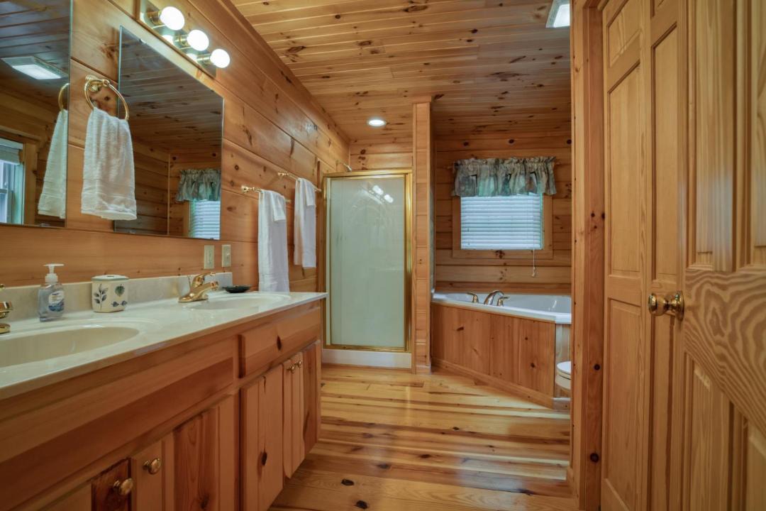 Photo of Bathroom in Lynn