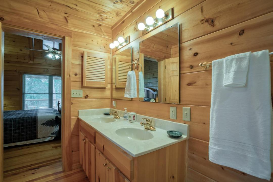 Photo of Bathroom in Lynn