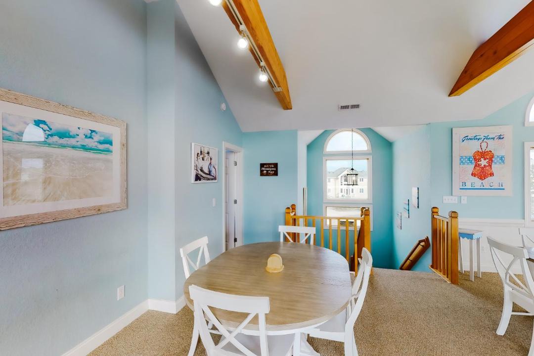 Photo of Others in Whalehead Beach