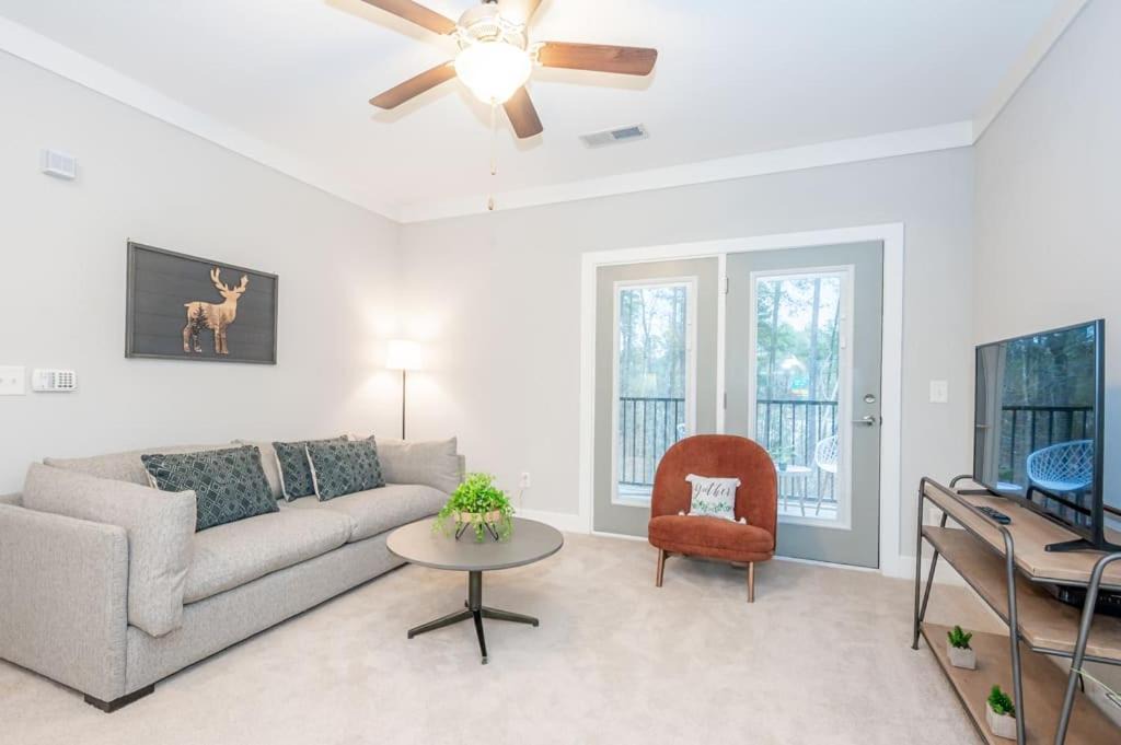 Photo of Livingroom in Morrisville
