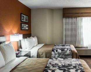 Photo of Bedroom in Pine Forest