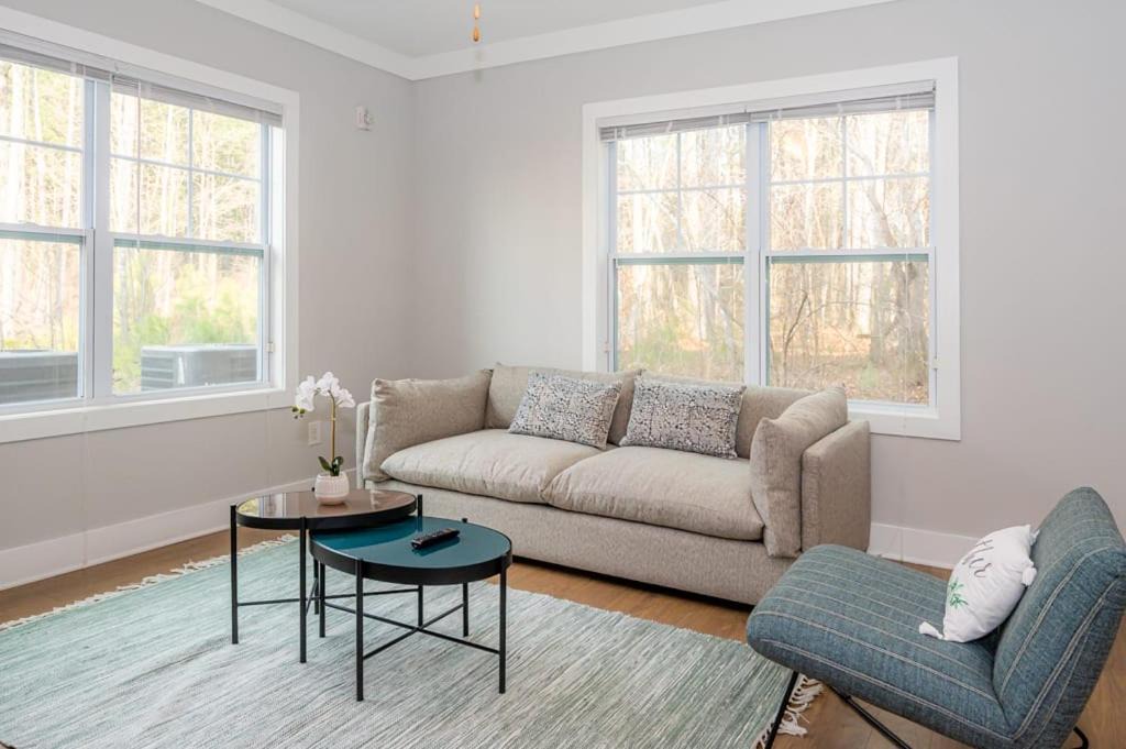 Photo of Livingroom in Morrisville