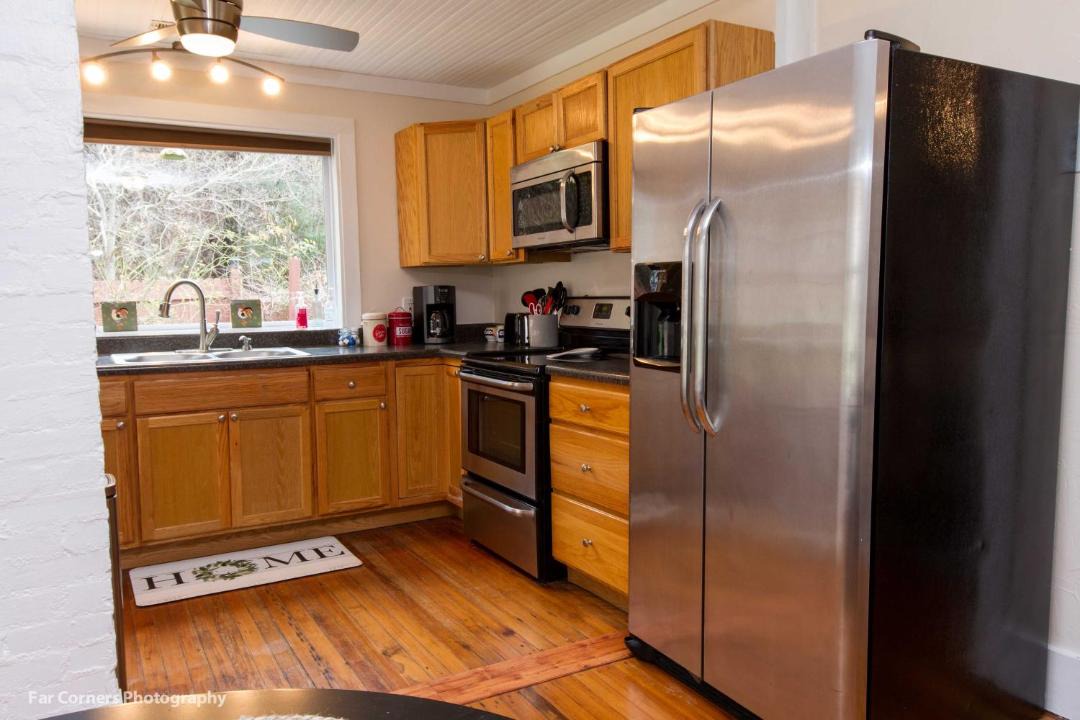 Photo of Kitchen in Candler