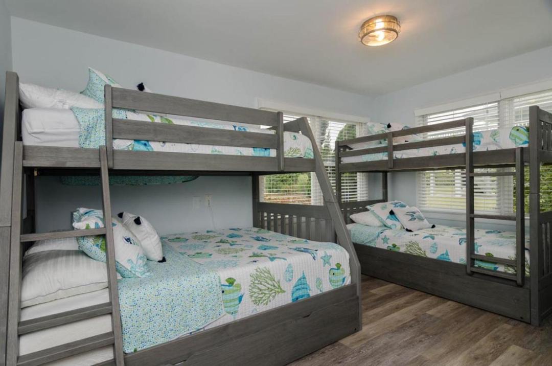 Photo of Bedroom in Shell Island