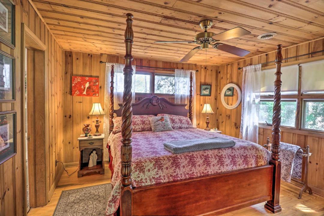 Photo of Bedroom in Balsam