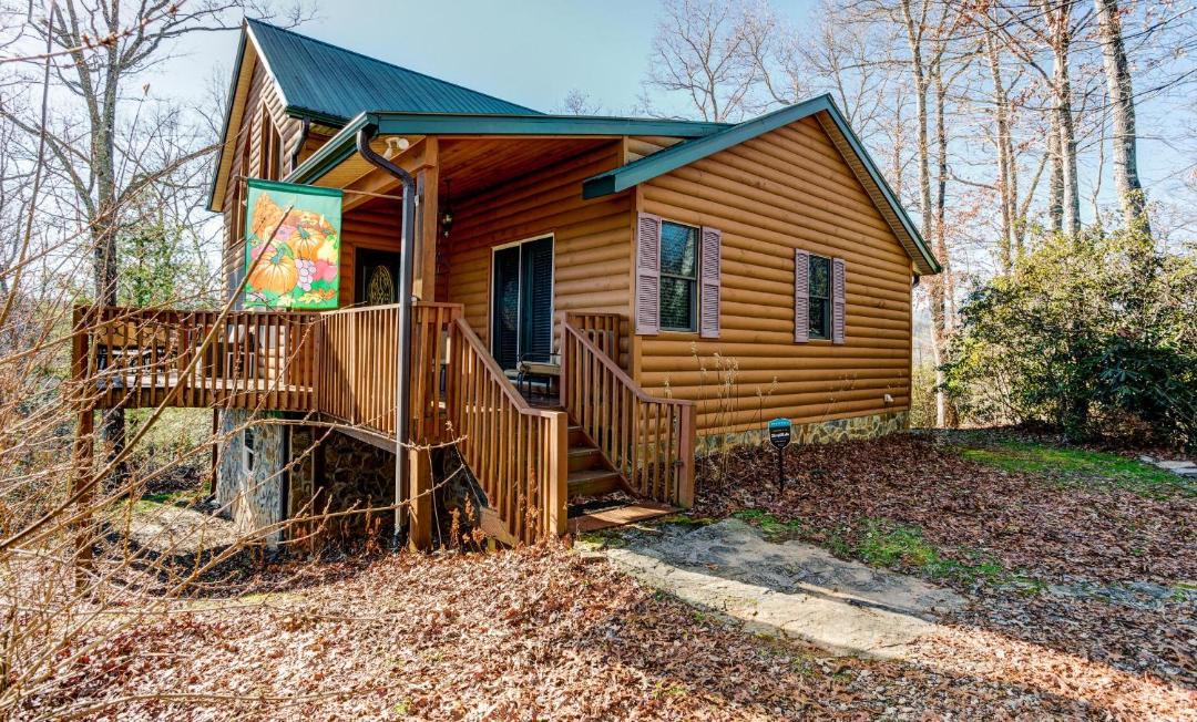 Photo of Buildings in Lake Toxaway