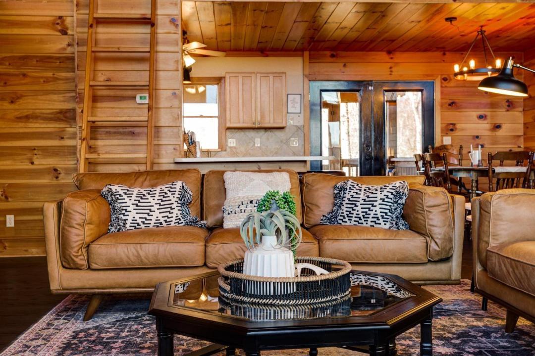 Photo of Livingroom in Lake Toxaway