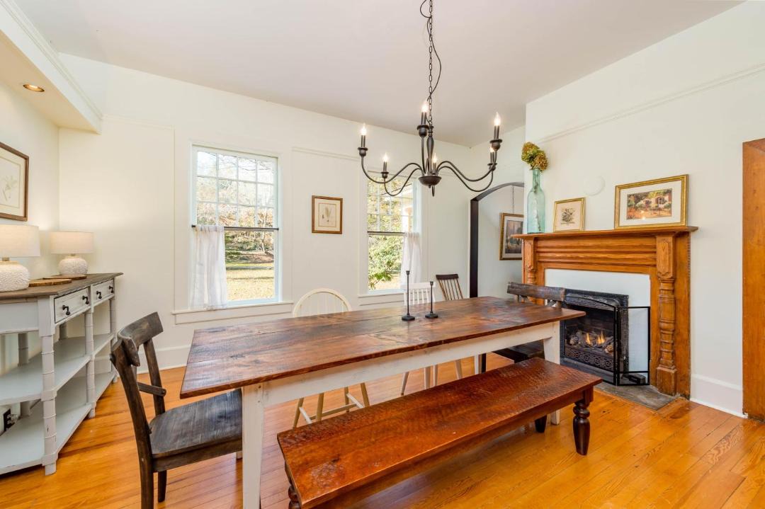 Photo of Livingroom in Hot Springs