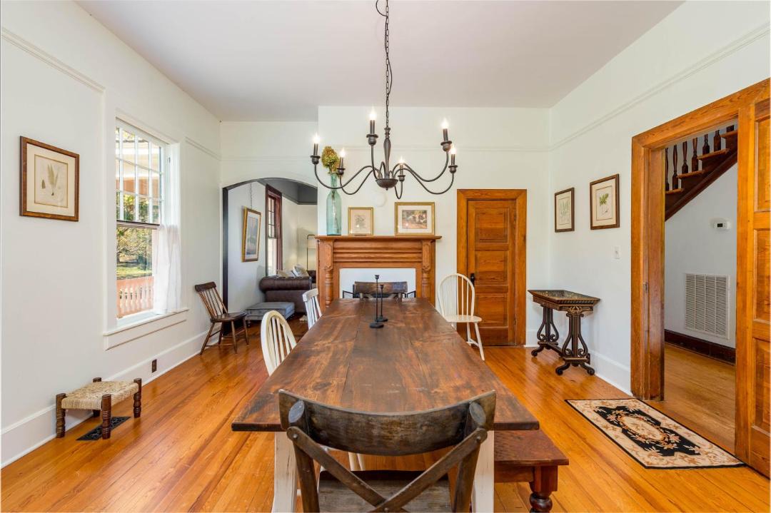 Photo of Livingroom in Hot Springs
