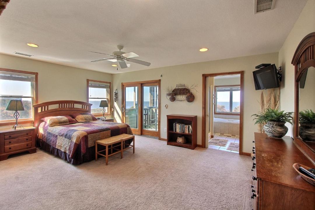 Photo of Bedroom in Sunset Village