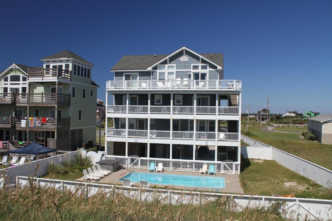 Photo of Buildings in Hatteras