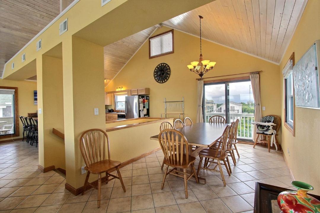 Photo of Kitchen in Waves