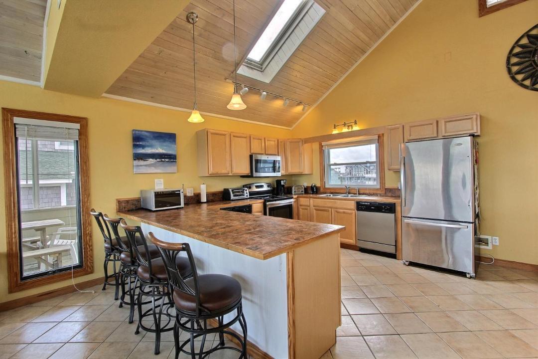 Photo of Kitchen in Waves