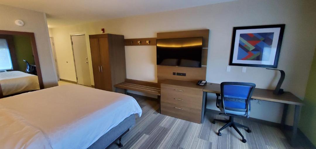 Photo of Bedroom in Kinston