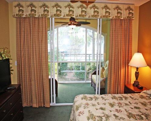 Photo of Bedroom in Palmetto Dunes