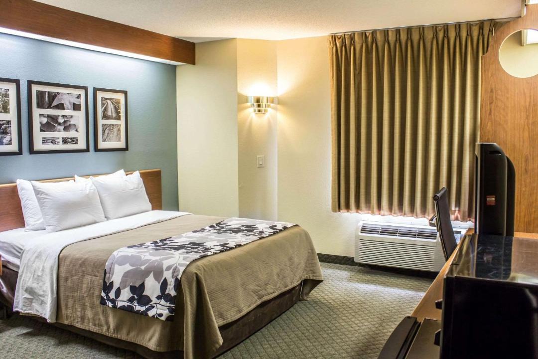 Photo of Bedroom in Wake Forest