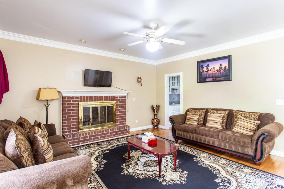 Photo of Livingroom in Brentwood